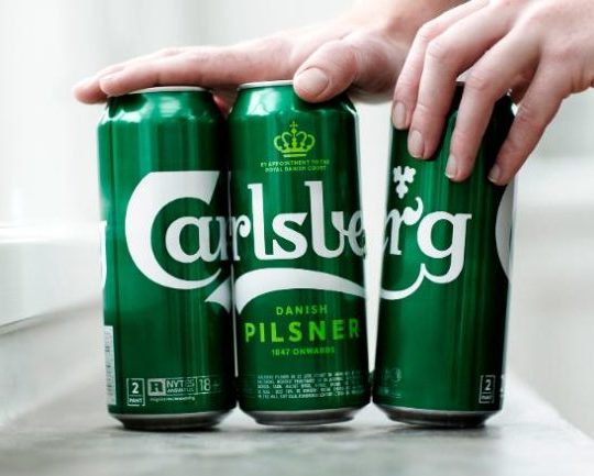Carlsberg elimina plástico das embalagens de seis latas