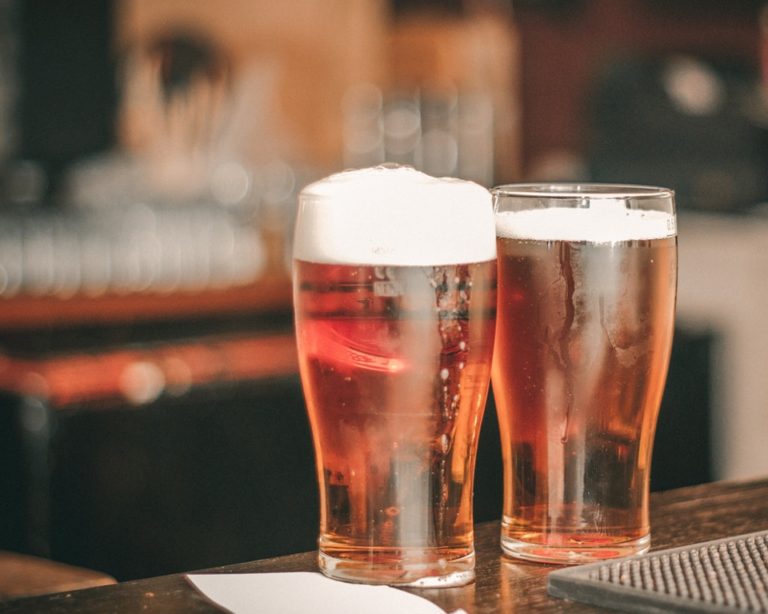 Fim de uma tradição? Pint se torna “impagável” para maioria dos ingleses