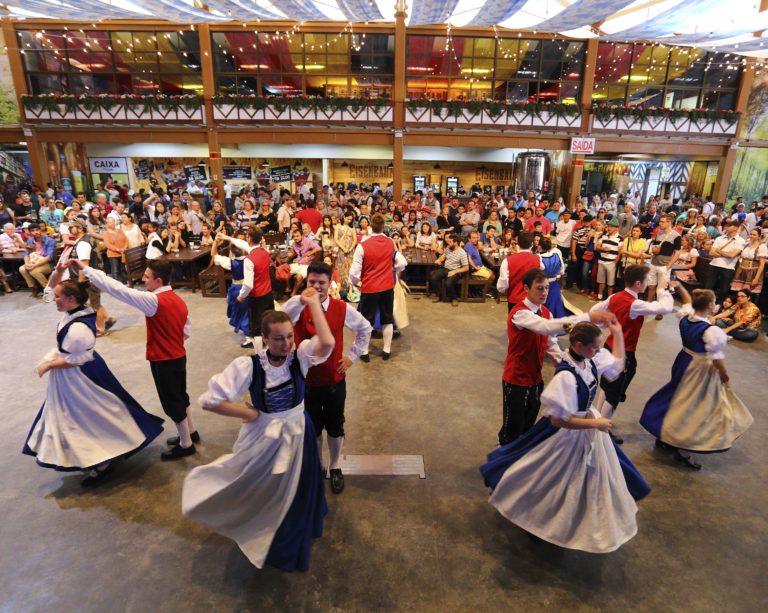 6 Oktoberfests imperdíveis no Brasil
