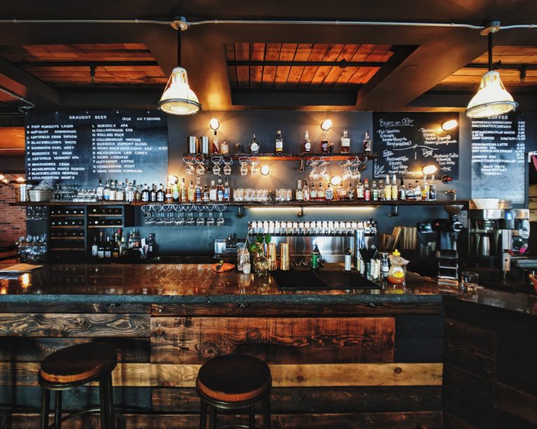 Brewpubs e gastropubs devem se consolidar entre os bares em 2019