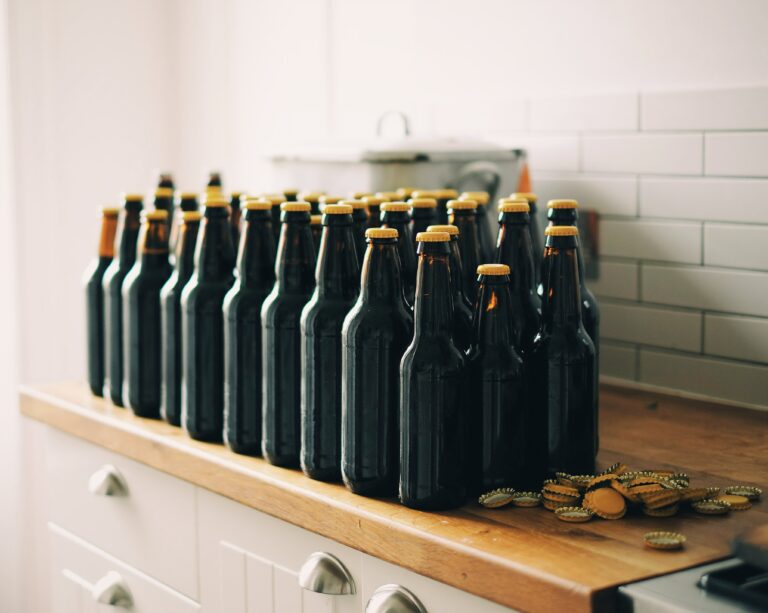 Exportação de cerveja despenca em fevereiro e aponta início de ano difícil