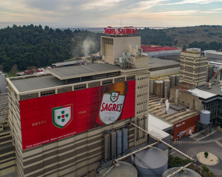 Cervejaria faz greve e pode faltar cerveja em Portugal
