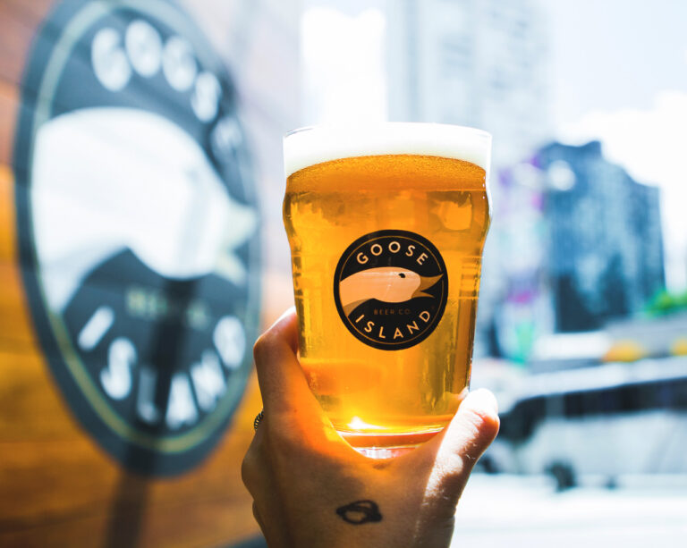 Goose Island oferece chope grátis para celebrar seus 31 anos