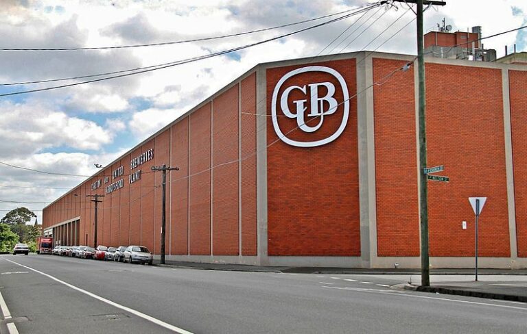 Asahi compra subsidiária da AB InBev na Austrália