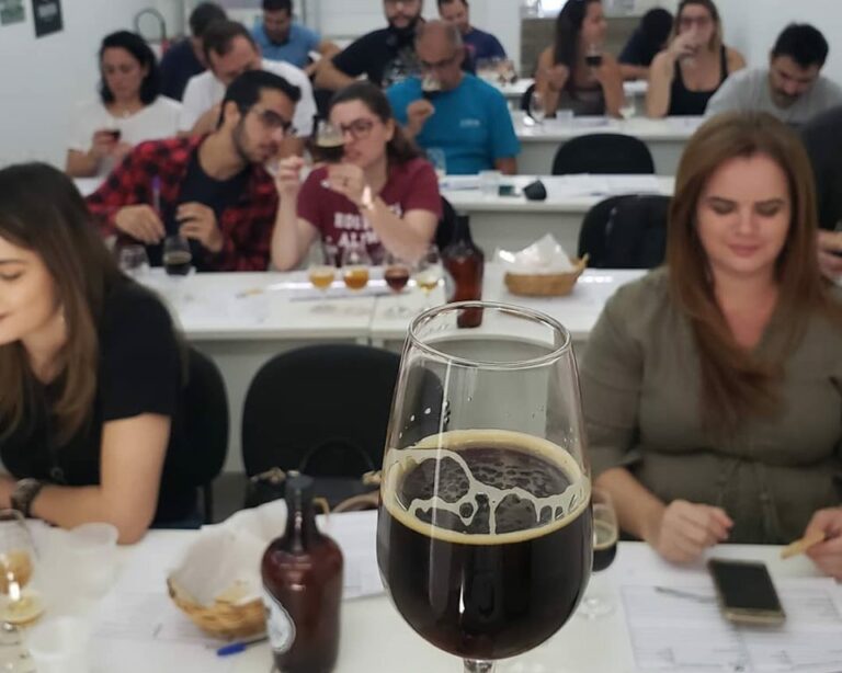 Educação cervejeira: O calendário de cursos das principais escolas no 2º semestre