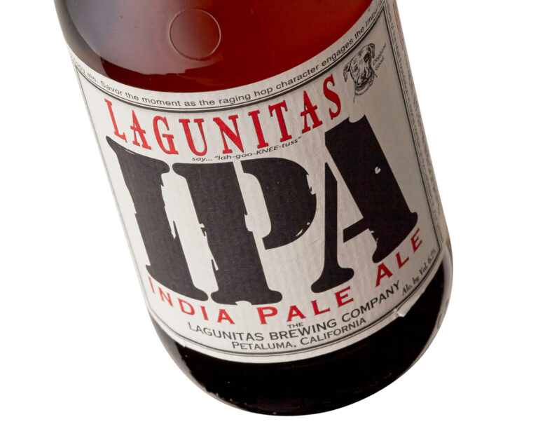 Lagunitas chega ao país, reciclagem de vidro em Brasília: As novidades da semana