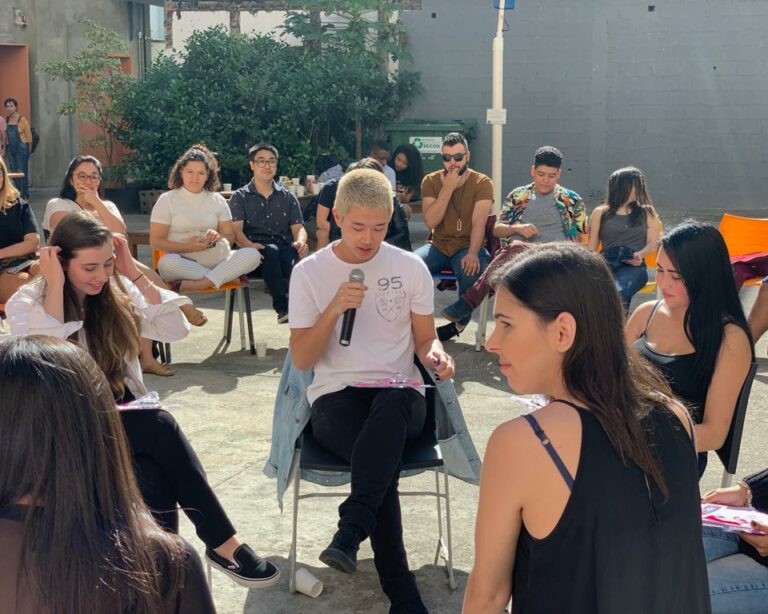 Livres e inclusos: Projeto reconstrói vida de jovens que abusavam de álcool