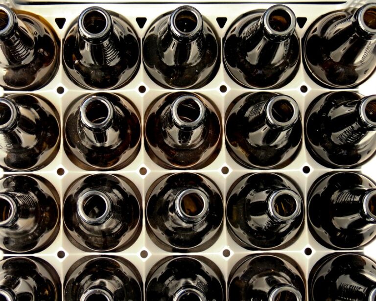 Produção de bebidas alcoólicas cai pelo 3º mês consecutivo