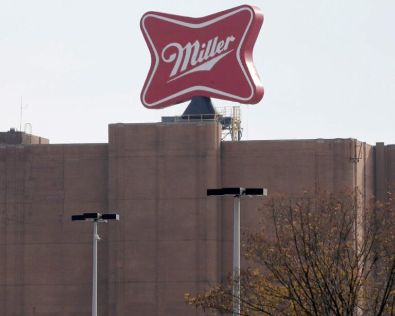 Guerra do milho: AB InBev acusa MillerCoors de roubar fórmula da Bud Light