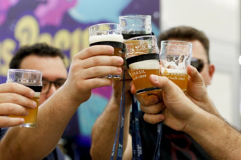 As 74 cervejarias confirmadas no Slow Brew