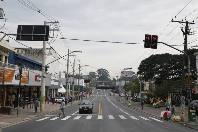 Travessia da quebrada: Focada na periferia, Graja Beer alerta para desigualdade no setor