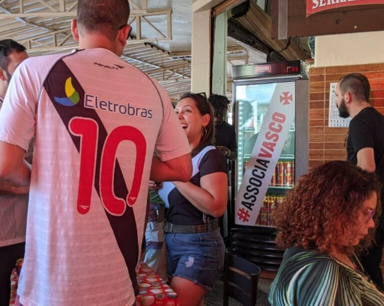 Brahma promove open bar para vascaínos após boom de sócios-torcedores