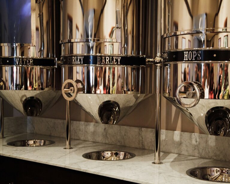 Em ritmo oposto ao da indústria, produção de bebidas alcoólicas cresce 4,8% em 2019