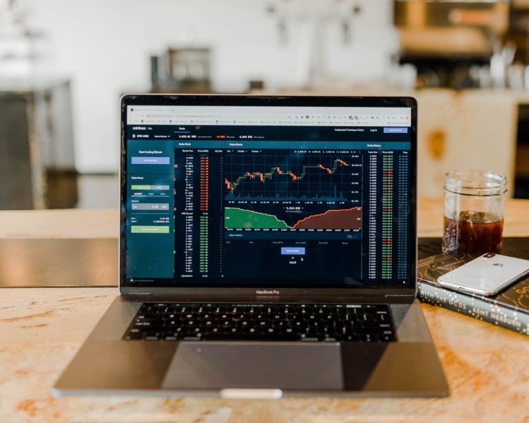 Ações de cervejarias caem mais de 15% com pandemia do coronavírus