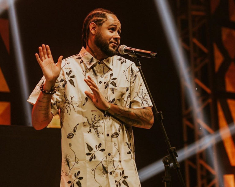 Emicida, Rashid e Marcelo D2 participam de festival de lives da Budweiser no domingo