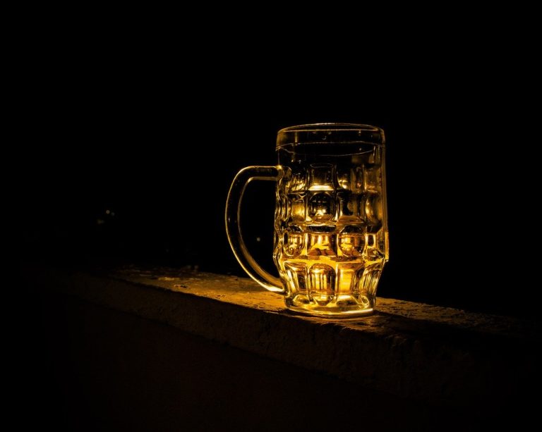 Cerveja terá evolução do delivery e de preços no pós-pandemia, dizem especialistas