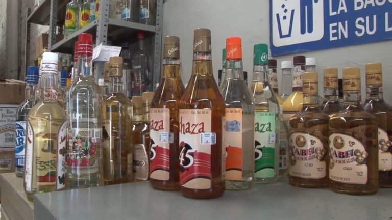 Com produção de cerveja proibida, México tem 120 mortes por bebida adulterada