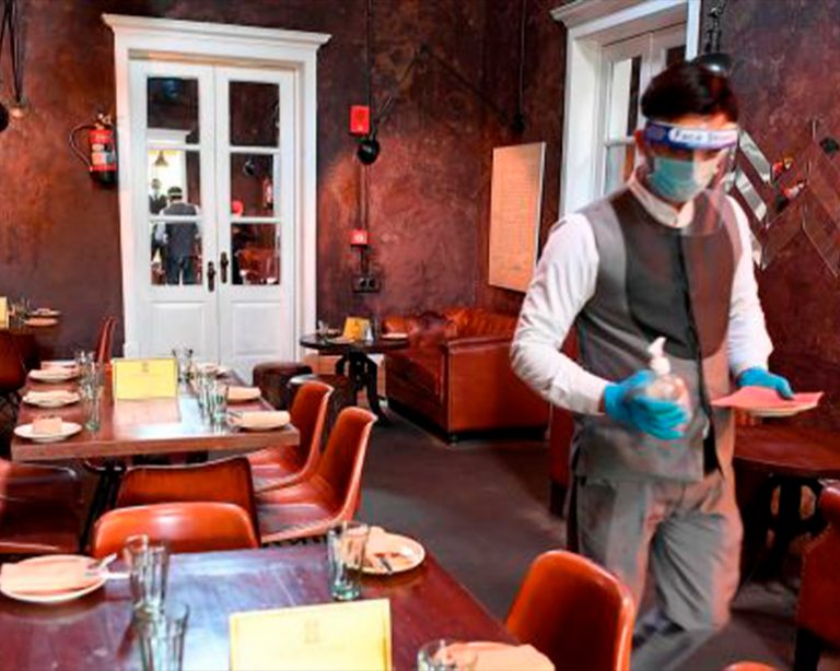 Investimento em tecnologia e higiene: As ações dos bares para reconquistar os clientes