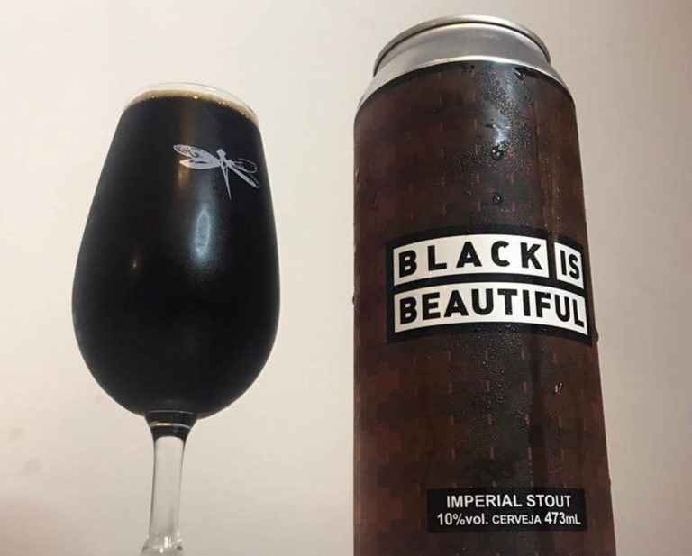 Dádiva mira ações afirmativas na fábrica após aderir ao Black is Beautiful