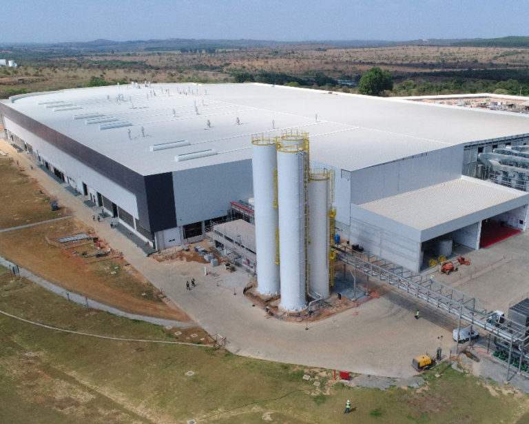 Ambev inaugura fábrica que pode produzir 1,5 bilhão de latas por ano