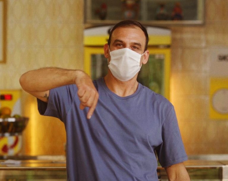 Ação da Skol destina 10% do valor das vendas pelo Zé Delivery para garçons