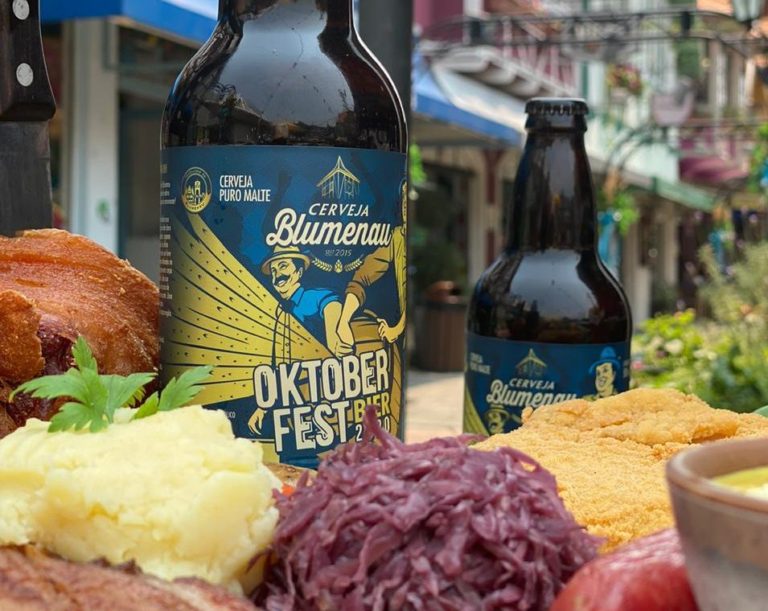 Blumenau lança cerveja e ação em pontos de venda para homenagear Oktoberfest