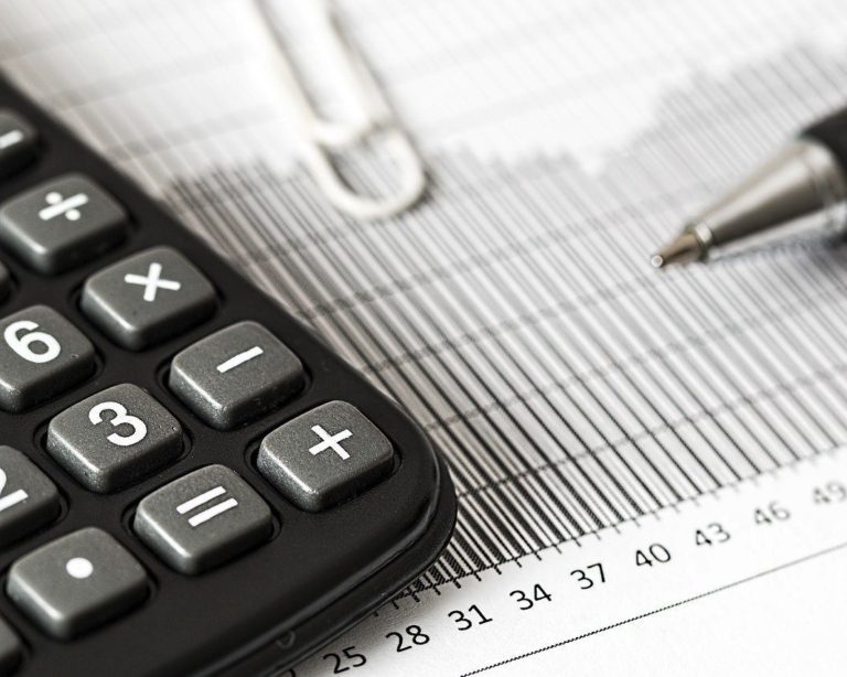 Balcão do Tributarista: A volta do Simples Nacional e a escolha do regime tributário