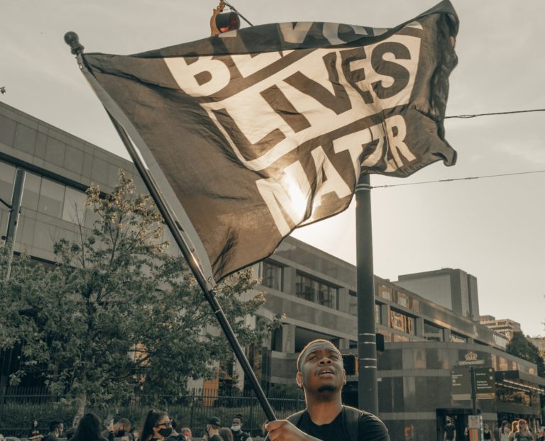 Consciência Negra: 20 de novembro e os 364 dias de invisibilidade negra