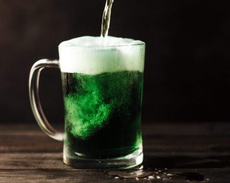 Artigo: Qual é o rolê da cerveja verde?