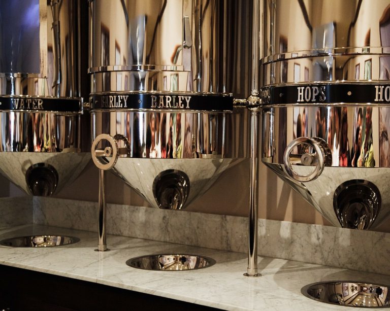 Fornecedores lamentam crise, mas diversificam apostas e esperam colher frutos