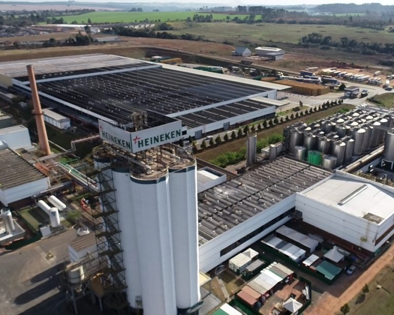 Heineken quer ser carbono neutro até 2040 no país e terá projeto energético para bares