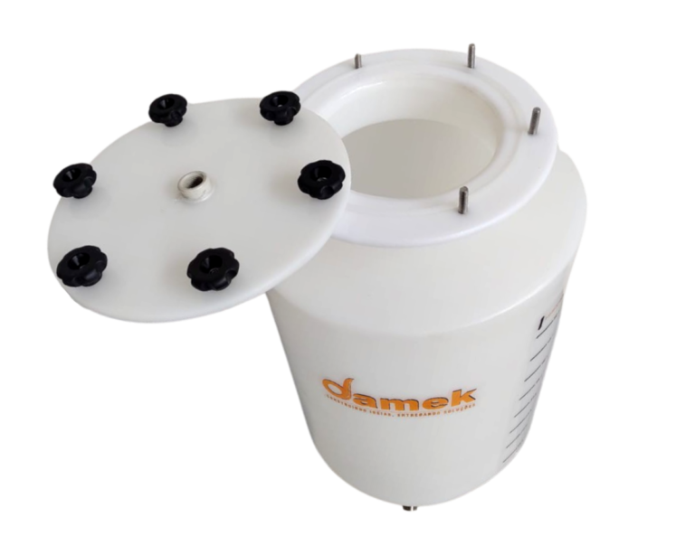 Sem soldas, fermentadores da Damek reforçam higienização da produção