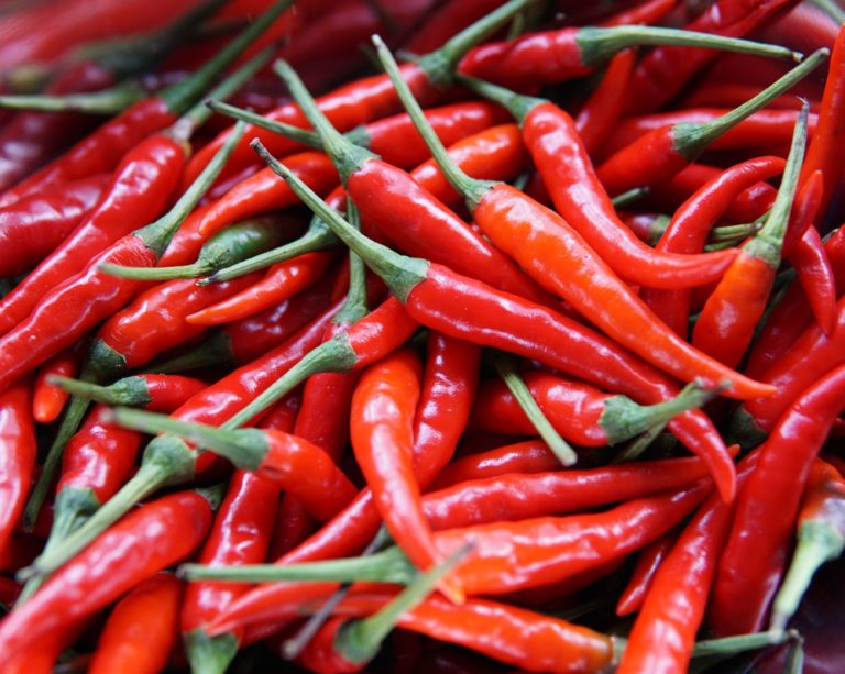 No mês dos namorados, Brassaria Ampolis lança cerveja sazonal com pimenta