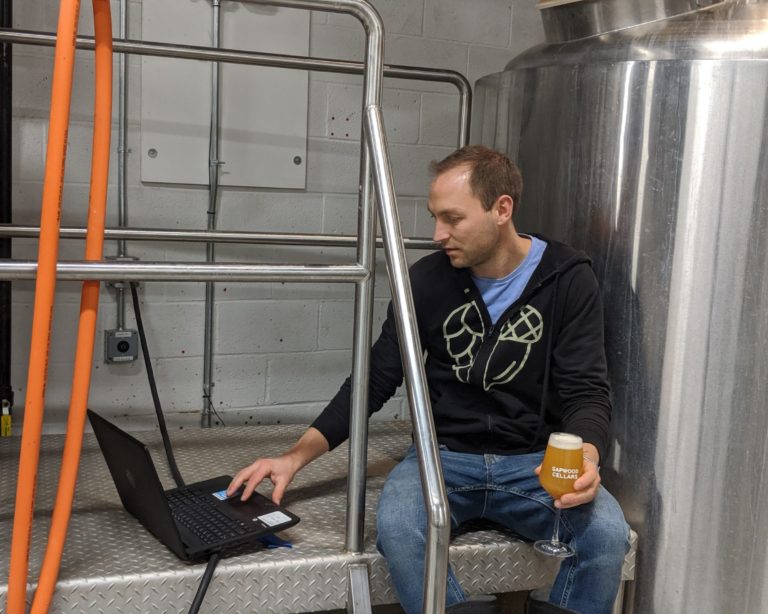 Scott Janish: “Combinar lúpulo com frutas é uma grande inovação brasileira”