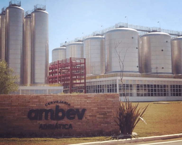Ambev lucra R$ 3 bi no 2º trimestre, mas margens reduzidas preocupam