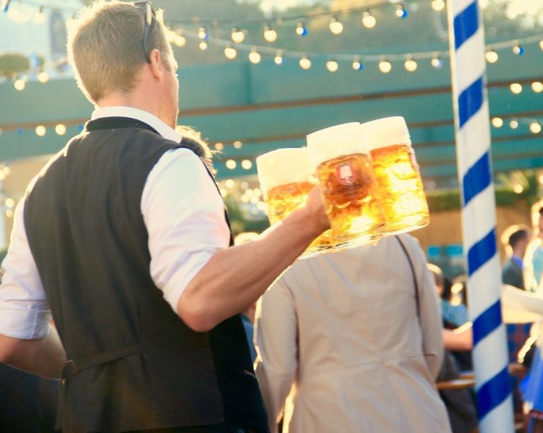 Menu Degustação: Ações da Hoegaarden na primavera, Oktober com IPA no ABC…