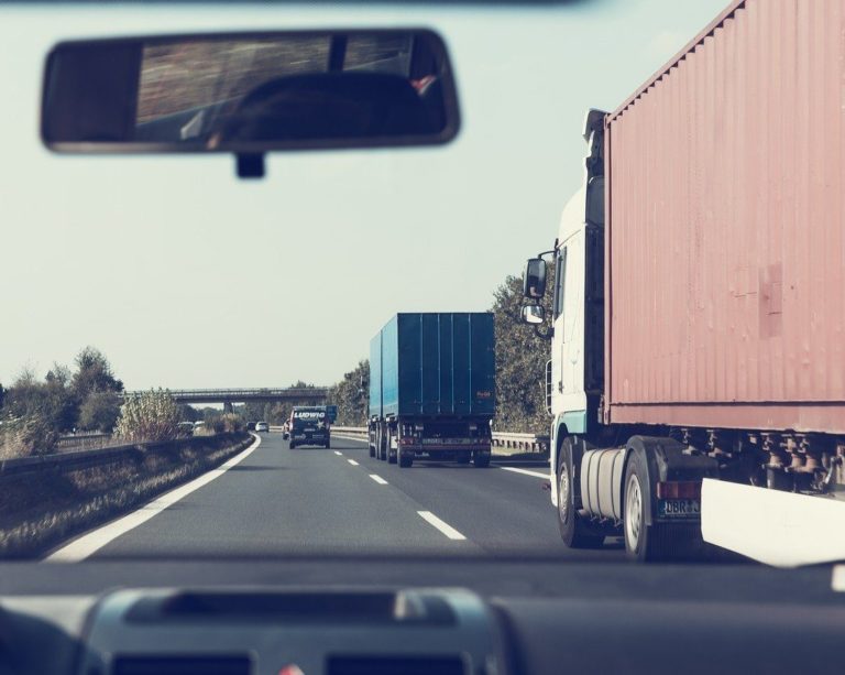 Cervejarias reveem logística como saída para driblar inflação e alta da gasolina