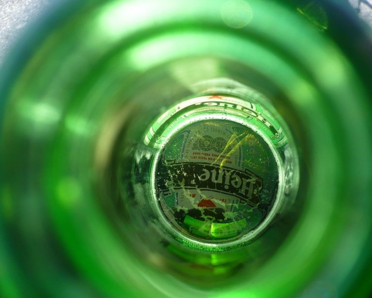 Grupo Heineken aumentará preços da cerveja em todo o mundo em 2022
