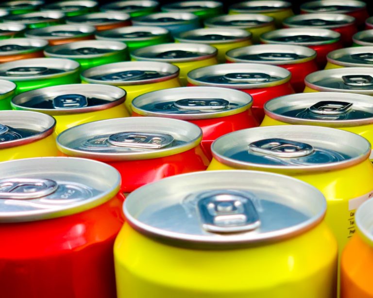 Fabricação de latas aumenta 5,2% em 2021 e atinge 33,4 bilhões de embalagens