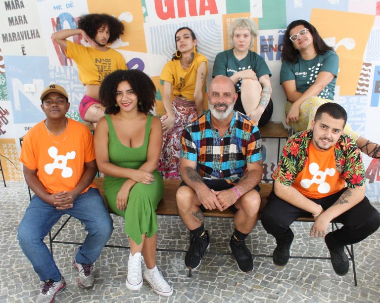 Em bairro boêmio de São Paulo, Torneira se firma como bar “de todes para todes”