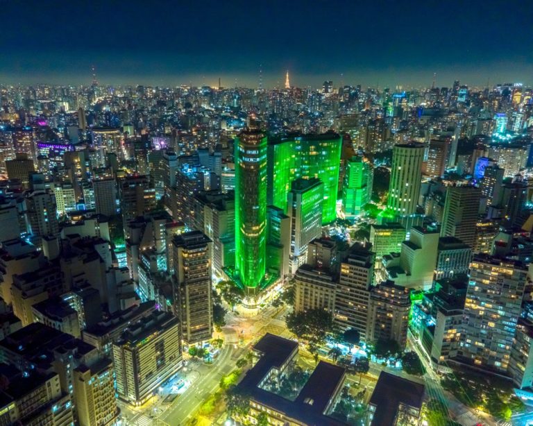 Heineken estende projeto de acesso à energia renovável às residências no Brasil