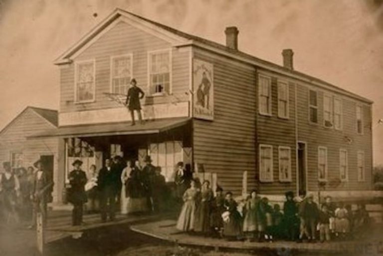 Balcão do Profano Graal: A revolta da Lager de Chicago