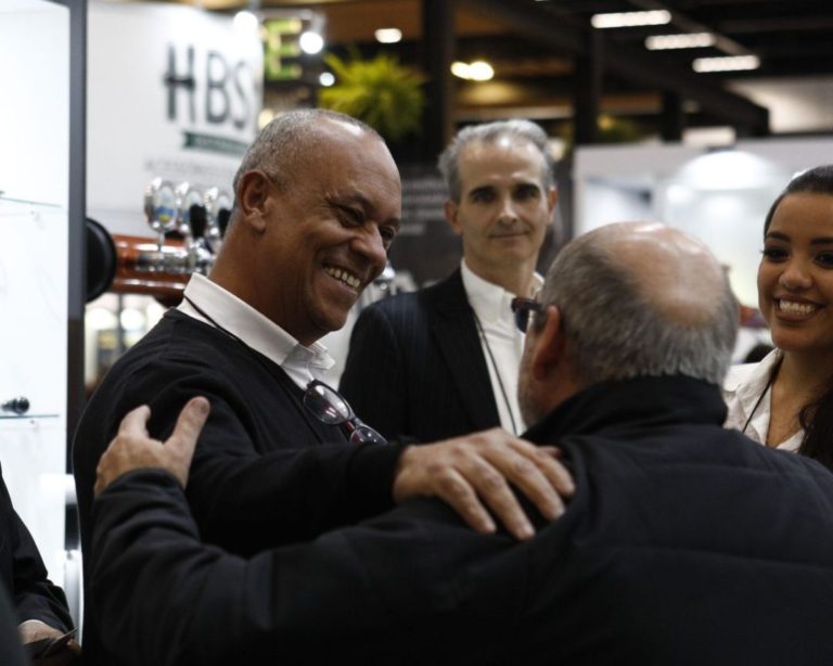 Balcão A Dança: “Você não sente nem vê, mas eu não posso deixar de dizer…”