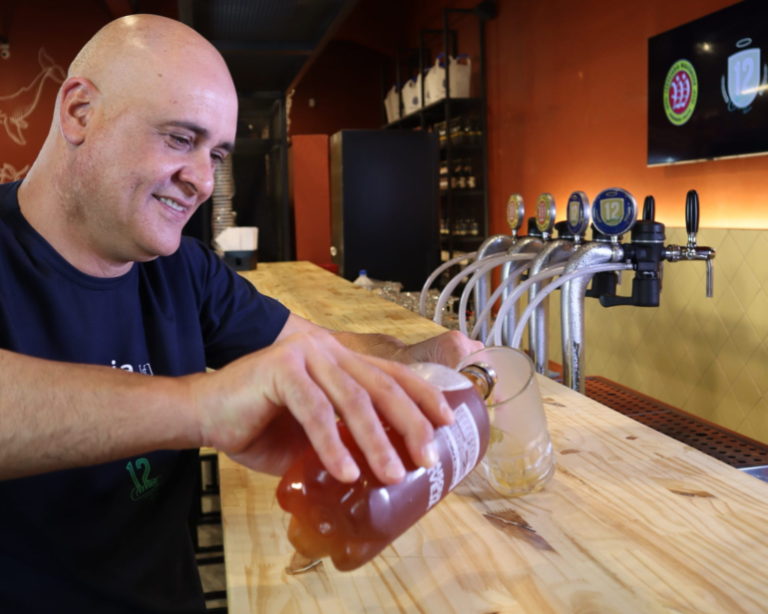 César Maluco e Marcos esquentam cena cervejeira ao redor do estádio do Palmeiras