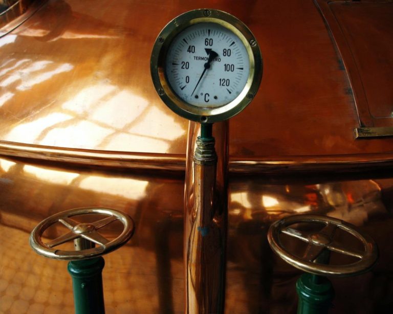 Balcão da Chiara: Desenho higiênico de equipamentos para cervejarias