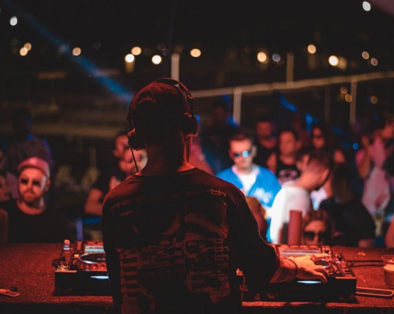 Balcão do Tributarista: Setor de eventos pode se beneficiar do Programa Emergencial