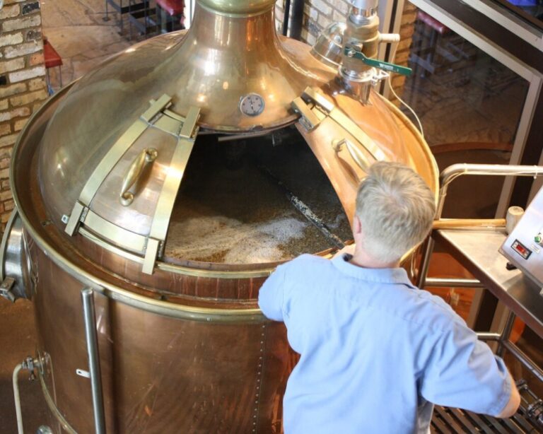 Resfriamento do mosto: como realizar e cuidados a adotar em uma cervejaria