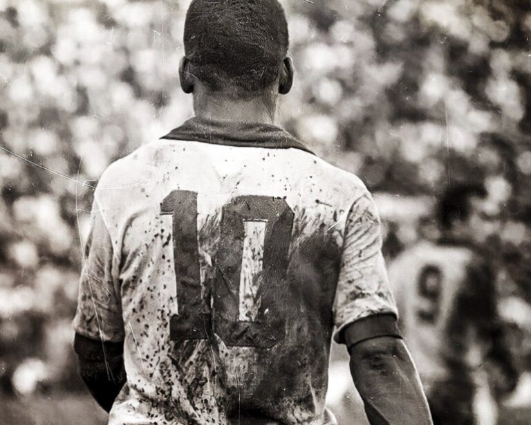 A genialidade de Pelé em lances, no marketing e contra o racismo