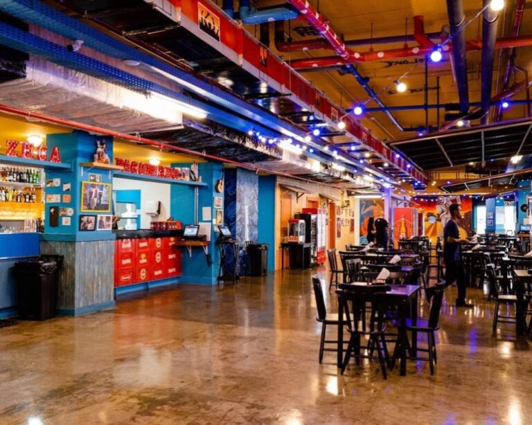 Bar leva Zeca Pagodinho e samba a estádio para festejar com corintianos