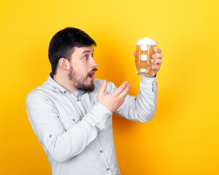 Preço da cerveja dispara 1,5% no varejo em janeiro e supera os 10% em 12 meses